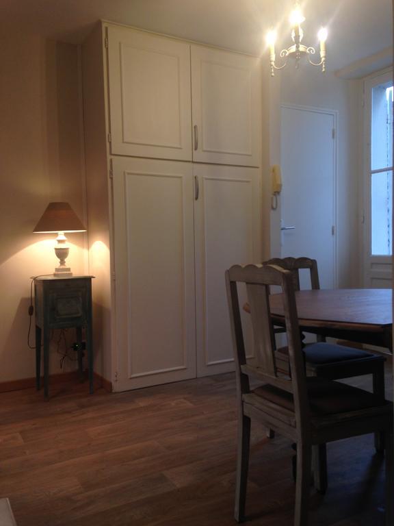 Kasaloc Apartment Maintenon Ngoại thất bức ảnh